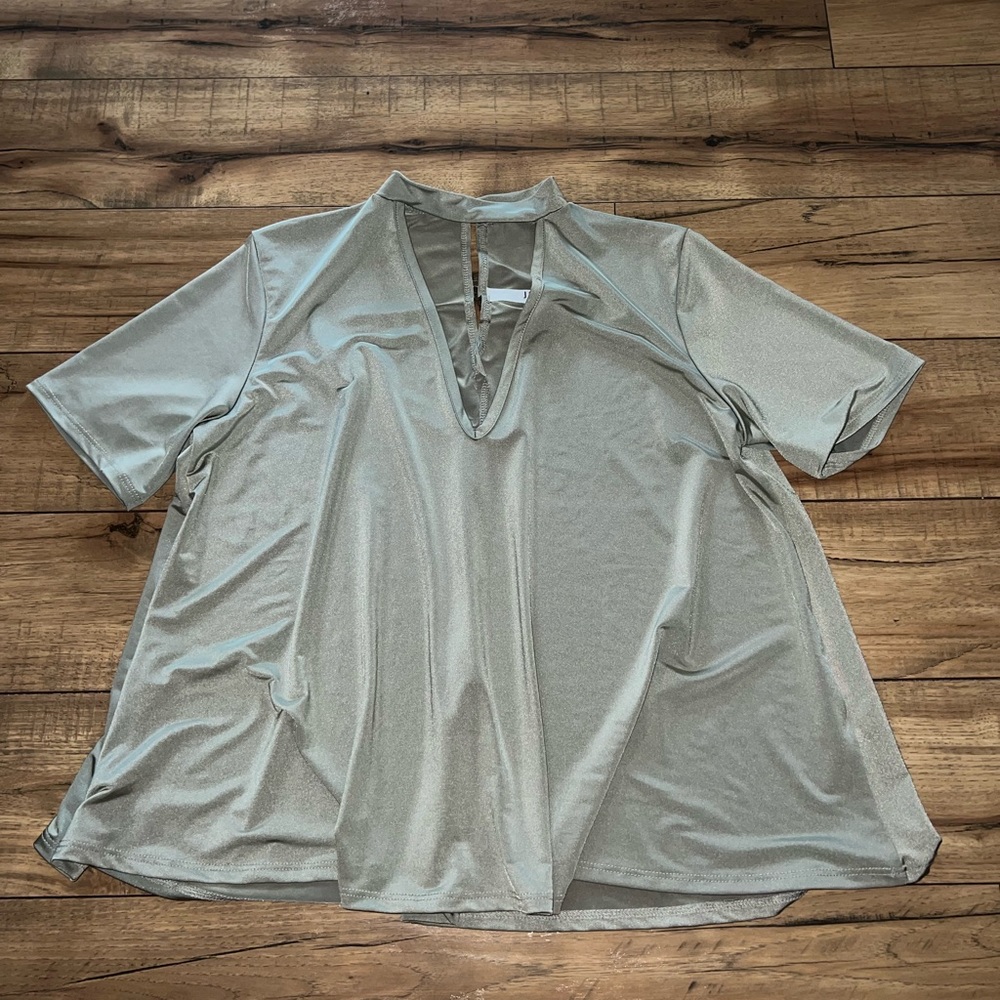 green flowy top